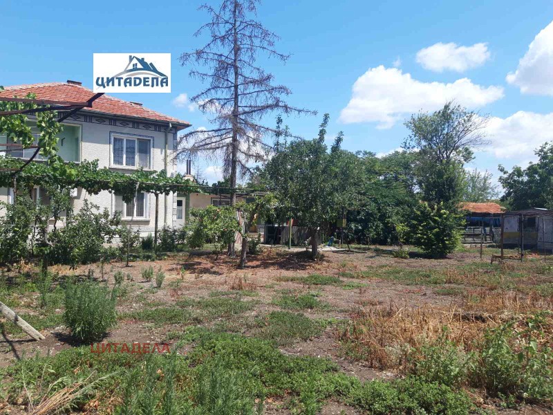 Till salu  Hus region Stara Zagora , Sarnevo , 160 kvm | 73556574 - bild [10]