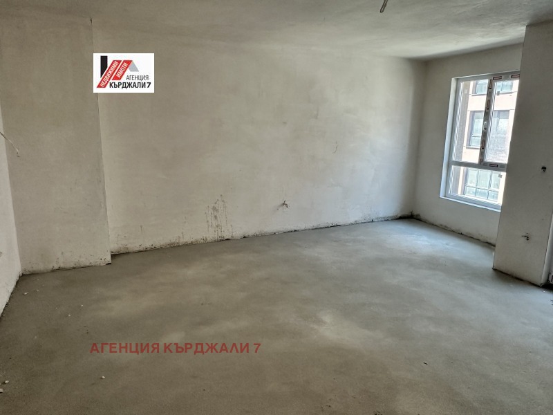 De vânzare  2 dormitoare Cârdjali , Vâzrojdenți , 114 mp | 15334013 - imagine [2]
