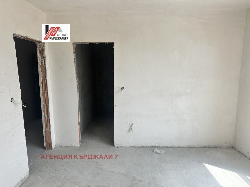 De vânzare  2 dormitoare Cârdjali , Vâzrojdenți , 114 mp | 15334013 - imagine [6]