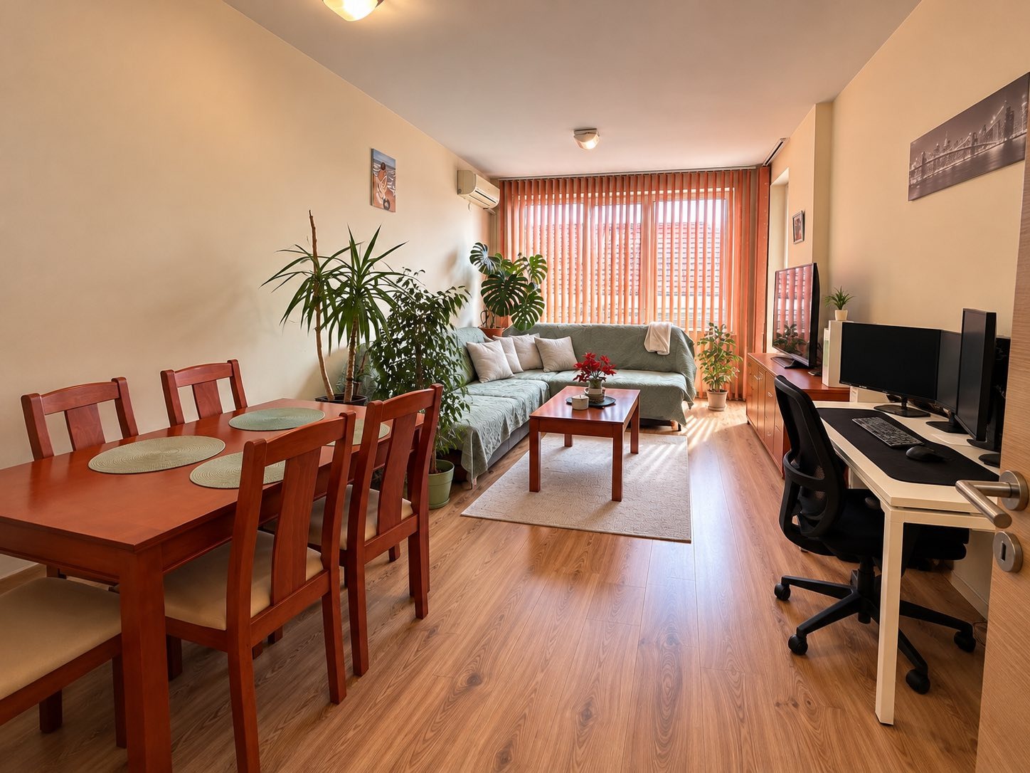Продава 2-СТАЕН, гр. Варна, Бриз, снимка 3 - Апартаменти - 56718651