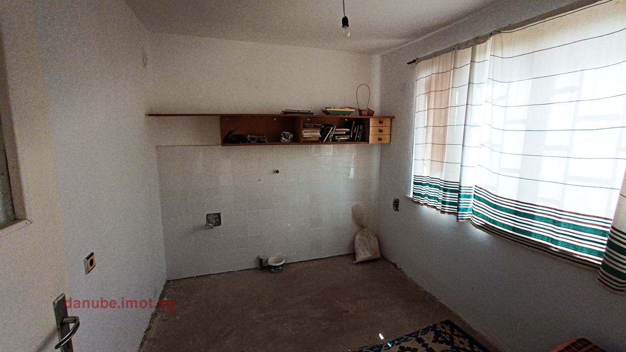 Продава КЪЩА, гр. Сеново, област Русе, снимка 9 - Къщи - 56119530