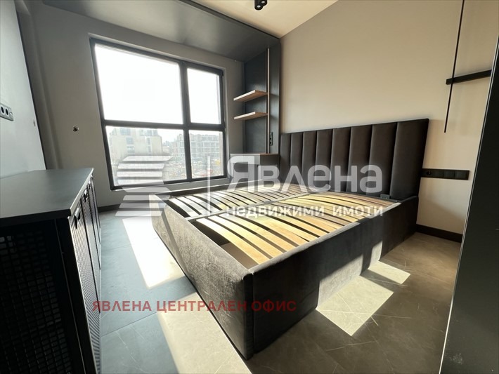 Продаја  1 спаваћа соба Софија , Крастова вада , 65 м2 | 70314295