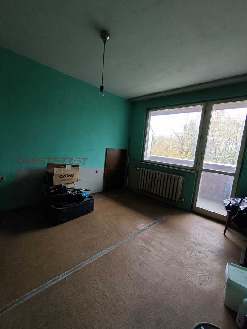 Продава 3-СТАЕН, гр. Русе, Възраждане, снимка 2 - Апартаменти - 52488194