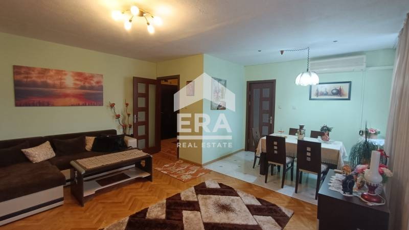 Продава  4-стаен град Разград , Освобождение , 96 кв.м | 47075900