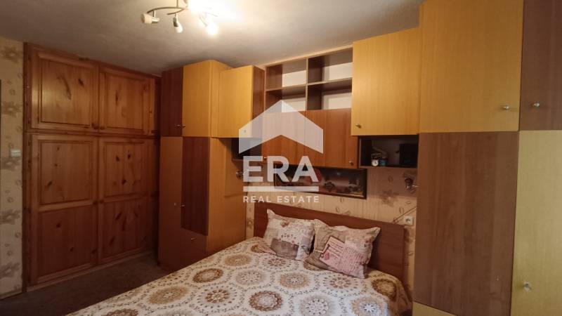 Продава  4-стаен град Разград , Освобождение , 96 кв.м | 47075900 - изображение [3]