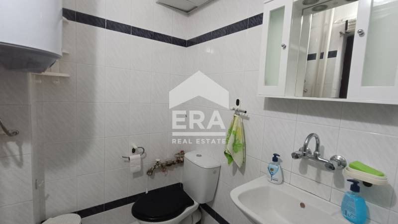 Продава  4-стаен град Разград , Освобождение , 96 кв.м | 47075900 - изображение [15]