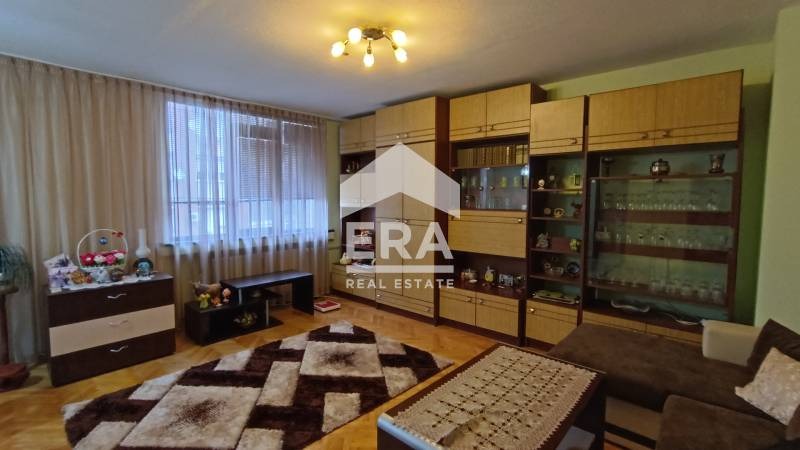 Продава  4-стаен град Разград , Освобождение , 96 кв.м | 47075900 - изображение [12]