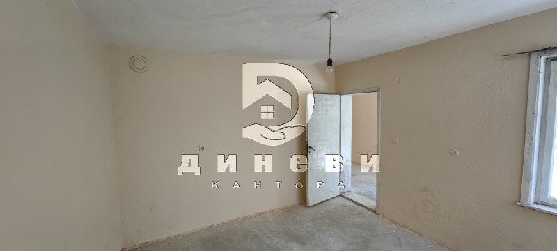 Продава КЪЩА, с. Сърнево, област Стара Загора, снимка 12 - Къщи - 46557680