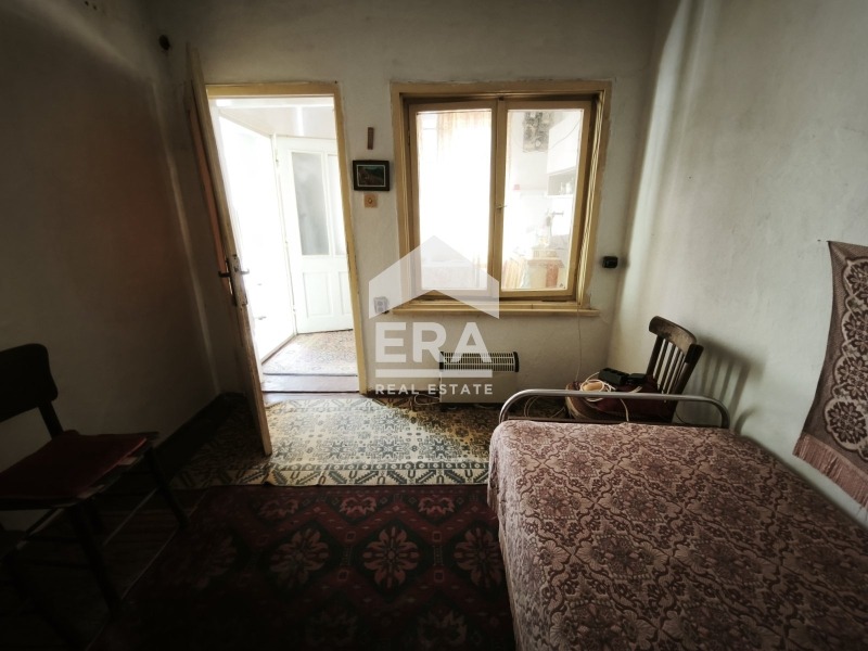Продава КЪЩА, гр. Ямбол, Боровец, снимка 6 - Къщи - 56257136