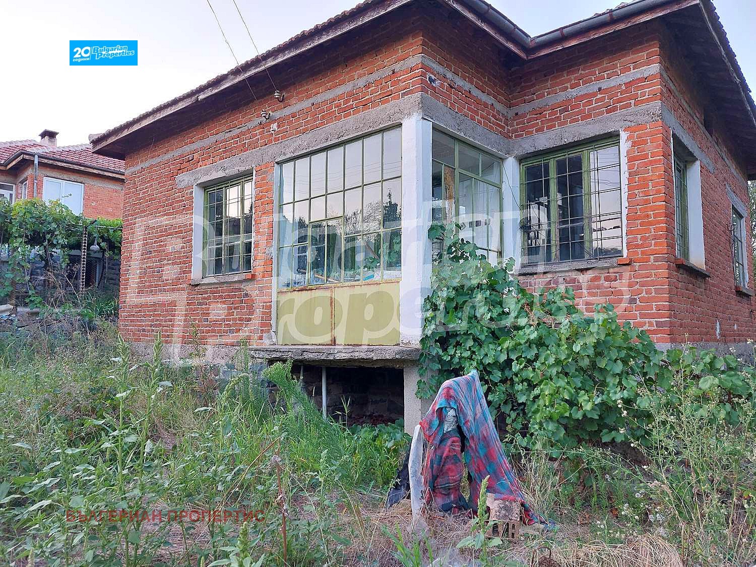 Продава КЪЩА, с. Раздел, област Ямбол, снимка 2 - Къщи - 46507774