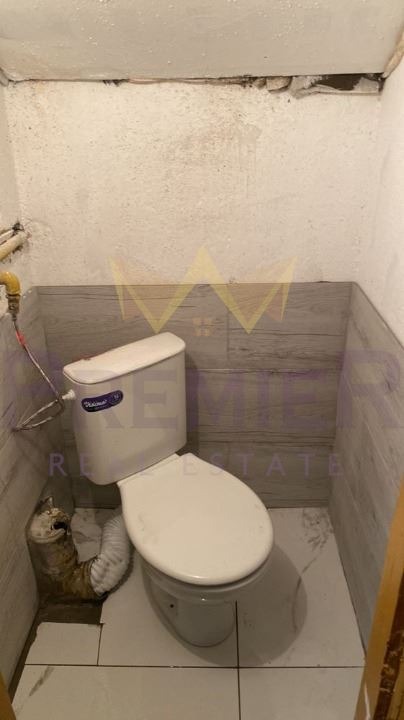 Продава АТЕЛИЕ, ТАВАН, гр. Варна, Колхозен пазар, снимка 4 - Апартаменти - 53495393