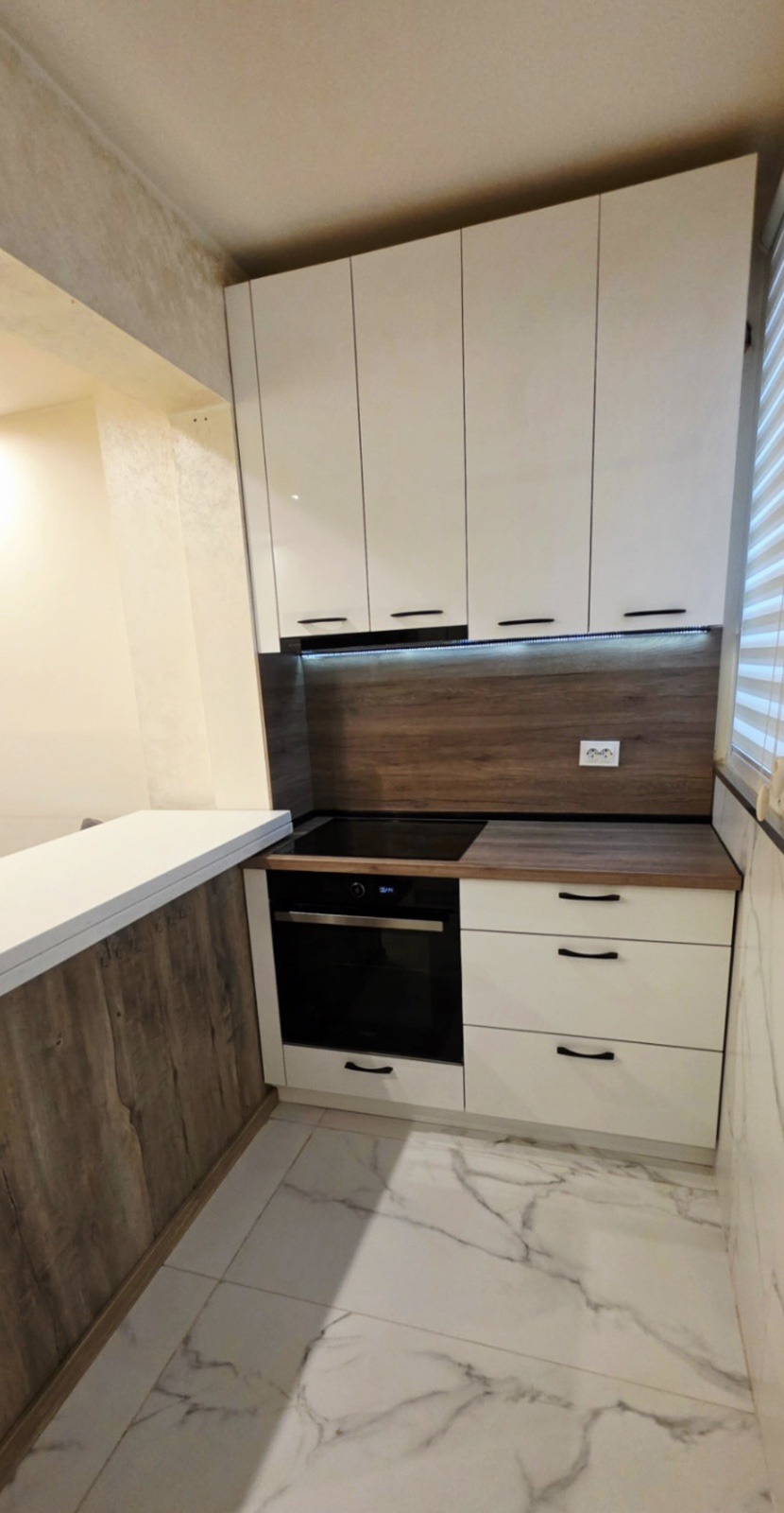 Продава 3-СТАЕН, гр. София, Люлин 6, снимка 2 - Апартаменти - 53621980