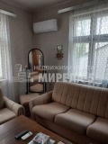 Продава ЕТАЖ ОТ КЪЩА, гр. Русе, Център, снимка 2