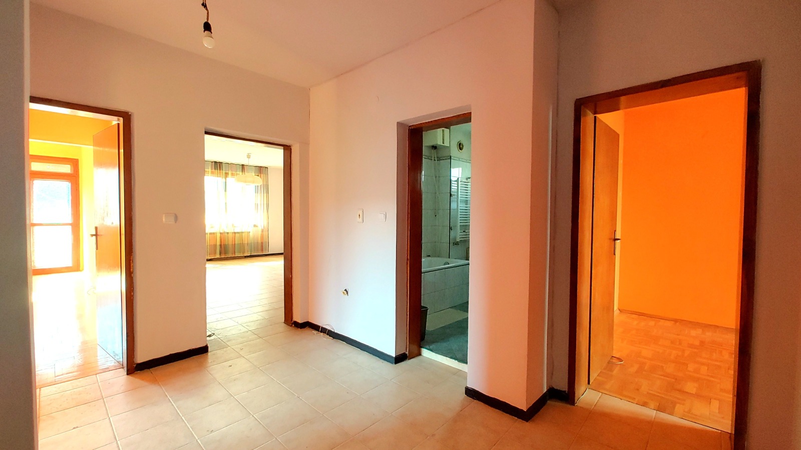 Продава МНОГОСТАЕН, гр. София, Дървеница, снимка 5 - Апартаменти - 56170343