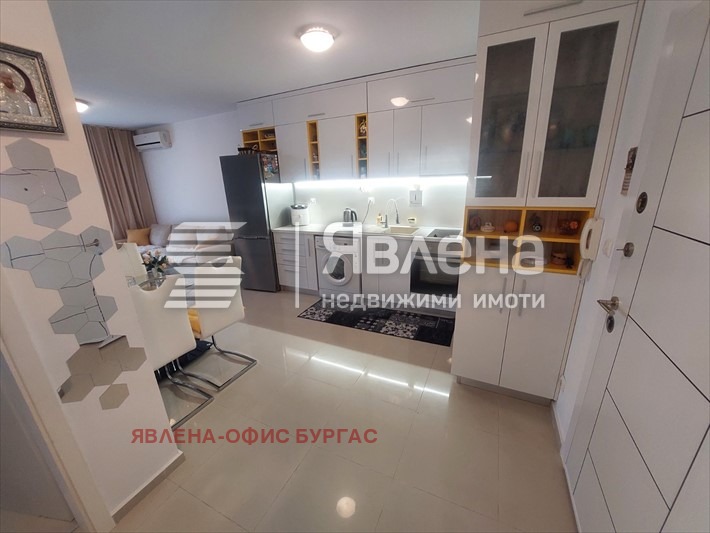 Продава 2-СТАЕН, гр. Поморие, област Бургас
