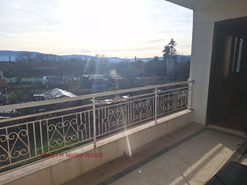 Продава КЪЩА, с. Беланица, област Перник, снимка 12 - Къщи - 52817354