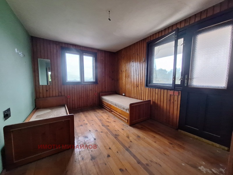 Продава КЪЩА, с. Беланица, област Перник, снимка 4 - Къщи - 52817354