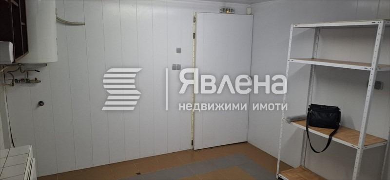 Продава МАГАЗИН, гр. Пловдив, Западен, снимка 8 - Магазини - 55548443
