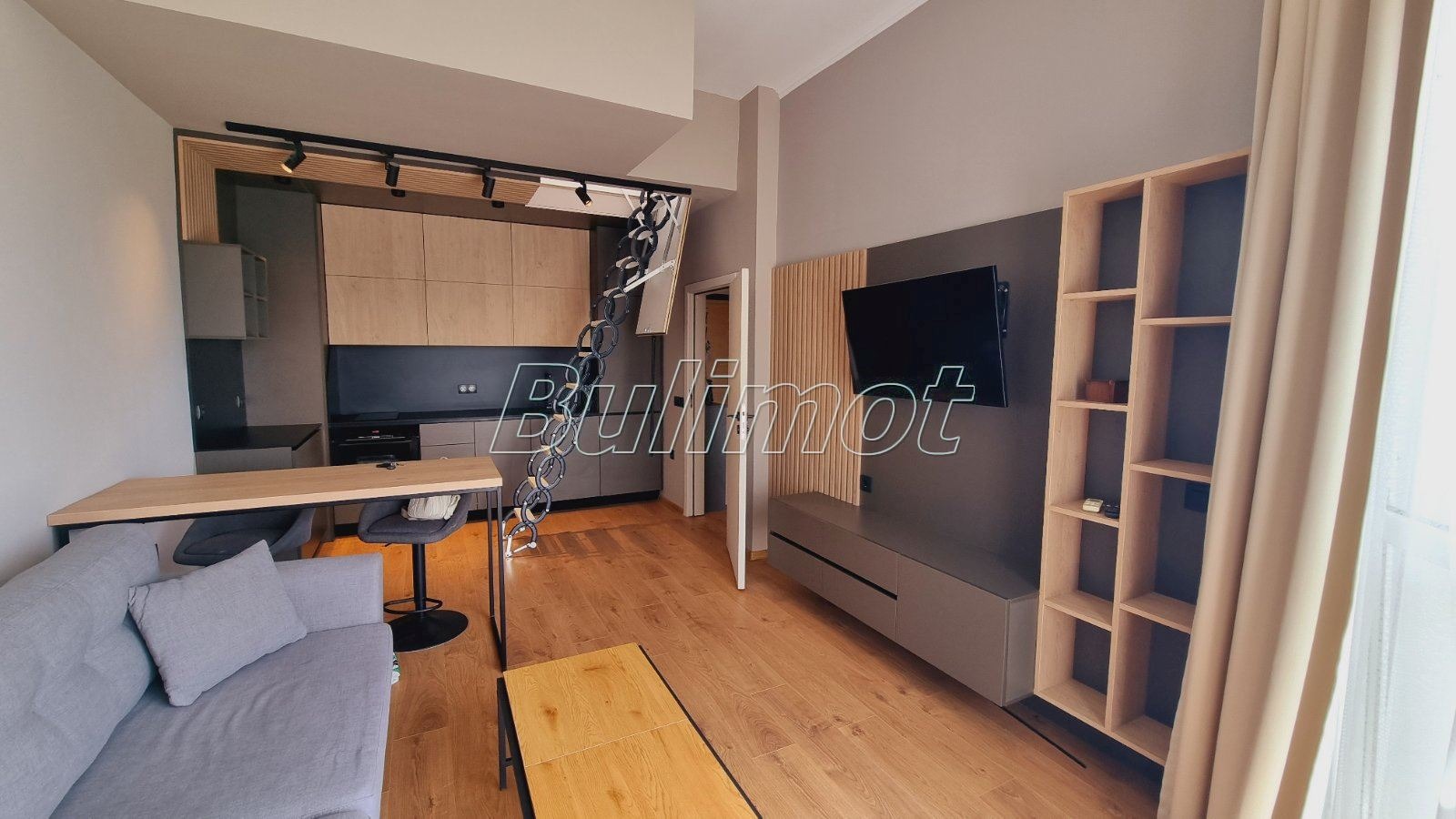 Продава 2-СТАЕН, гр. Варна, Бриз, снимка 2 - Апартаменти - 51759121