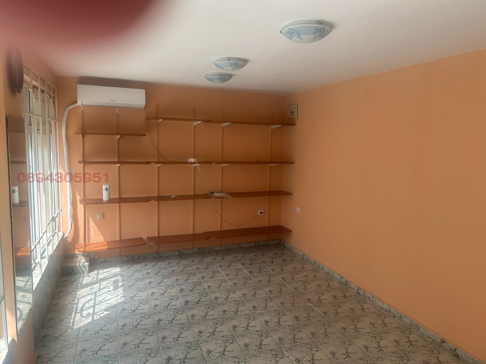 Продава МАГАЗИН, гр. Варна, Колхозен пазар, снимка 2 - Магазини - 54968735
