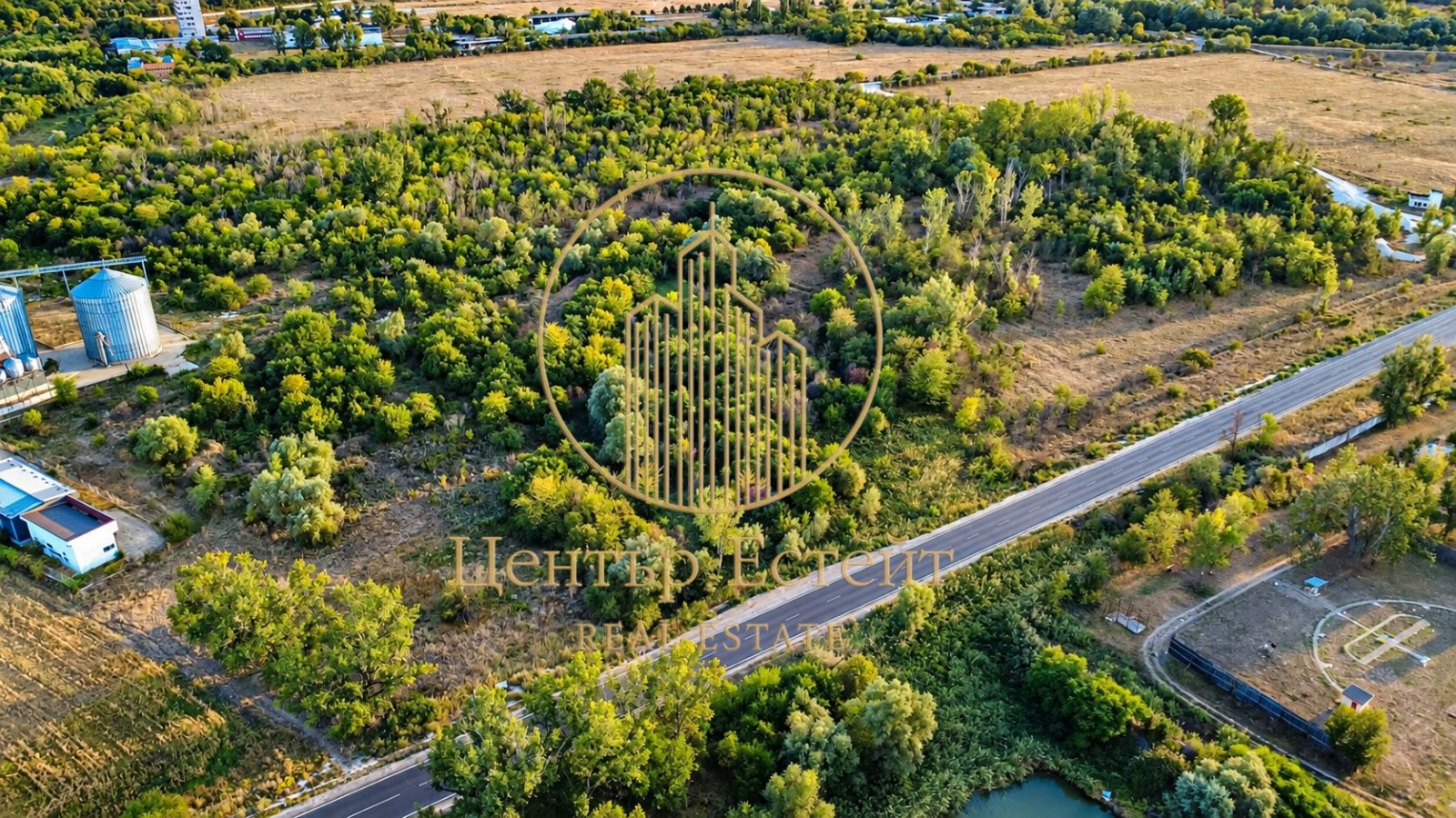 Продава ПАРЦЕЛ, гр. Плевен, Индустриална зона, снимка 3 - Парцели - 56110741