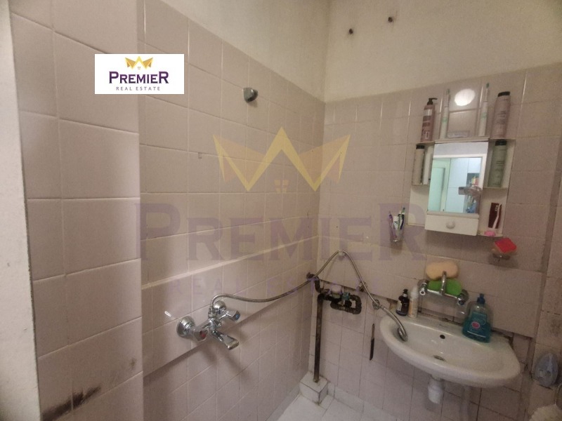 Продава  2-стаен град Варна , Изгрев , 44 кв.м | 79278911 - изображение [12]