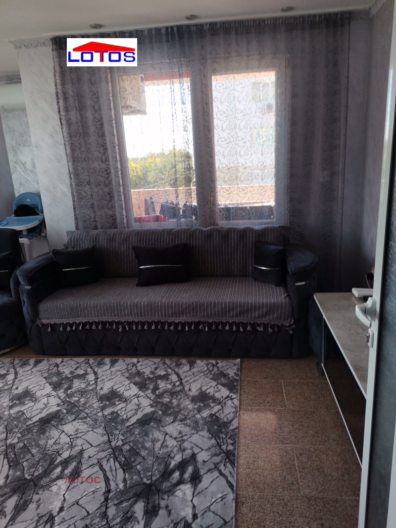 Продава 2-СТАЕН, гр. Добрич, Христо Ботев, снимка 2 - Апартаменти - 52302634