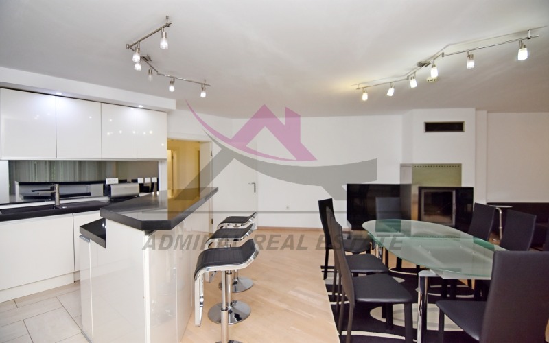 Продава  4-стаен град Варна , Бриз , 182 кв.м | 43001422 - изображение [6]