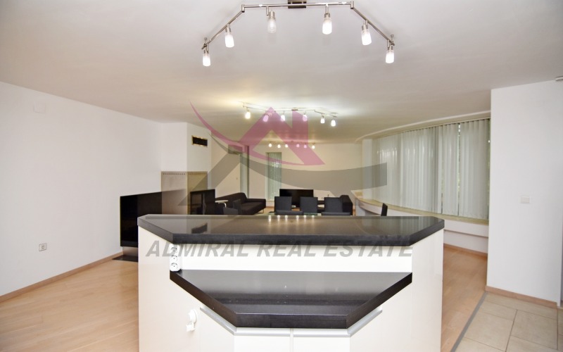 Продава  4-стаен град Варна , Бриз , 182 кв.м | 43001422 - изображение [5]