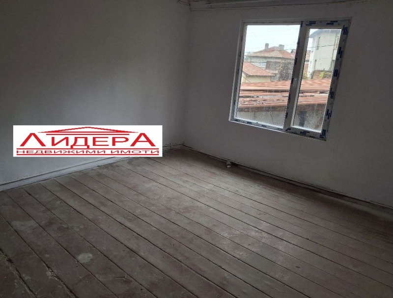 Продава КЪЩА, гр. Перущица, област Пловдив, снимка 3 - Къщи - 52751782