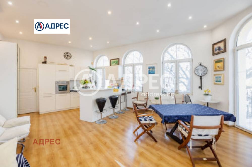Продава КЪЩА, гр. Варна, ЖП Гара, снимка 10 - Къщи - 55935402