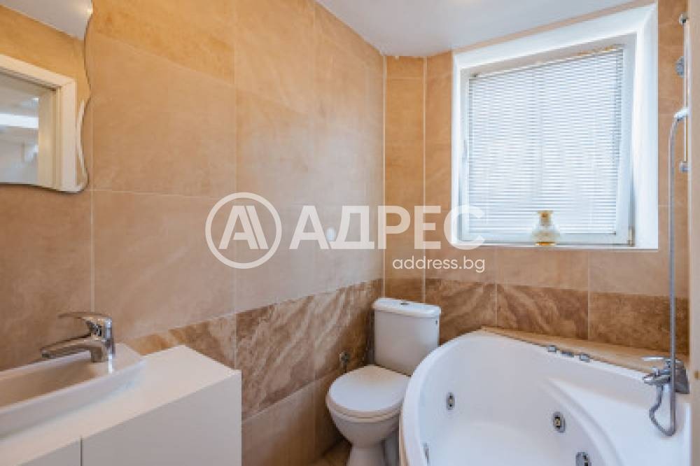 Продава КЪЩА, гр. Варна, ЖП Гара, снимка 15 - Къщи - 55935402