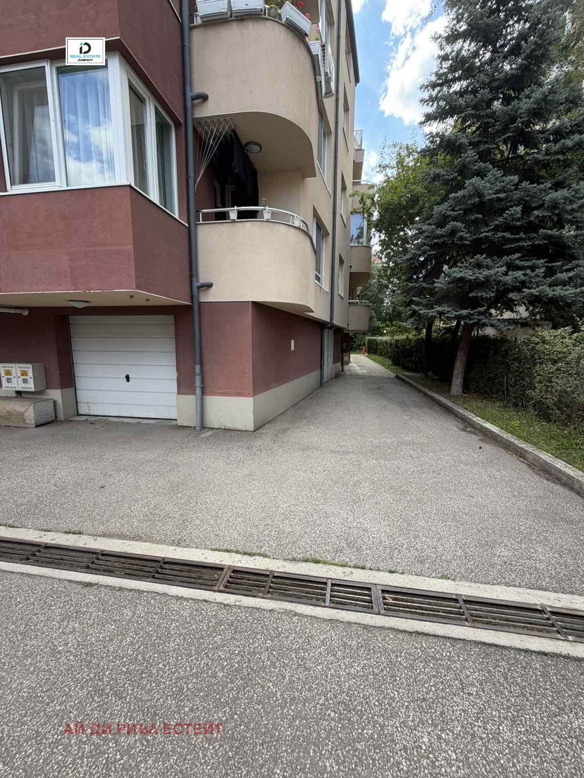 Продава ГАРАЖ, ПАРКОМЯСТО, гр. София, Витоша, снимка 7 - Гаражи и паркоместа - 55286642