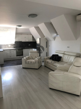 2 dormitorios Kyuchuk Parizh, Plovdiv