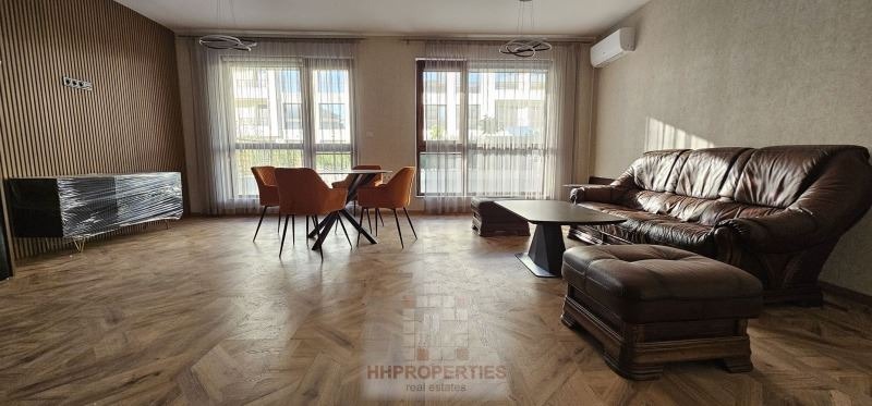 En venta  1 dormitorio Plovdiv , Jristo Smirnenski , 140 metros cuadrados | 94594646