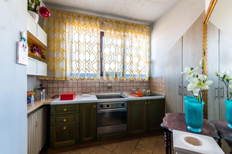 Zu verkaufen  1 Schlafzimmer Sofia , Zentar , 74 qm | 50680313 - Bild [4]