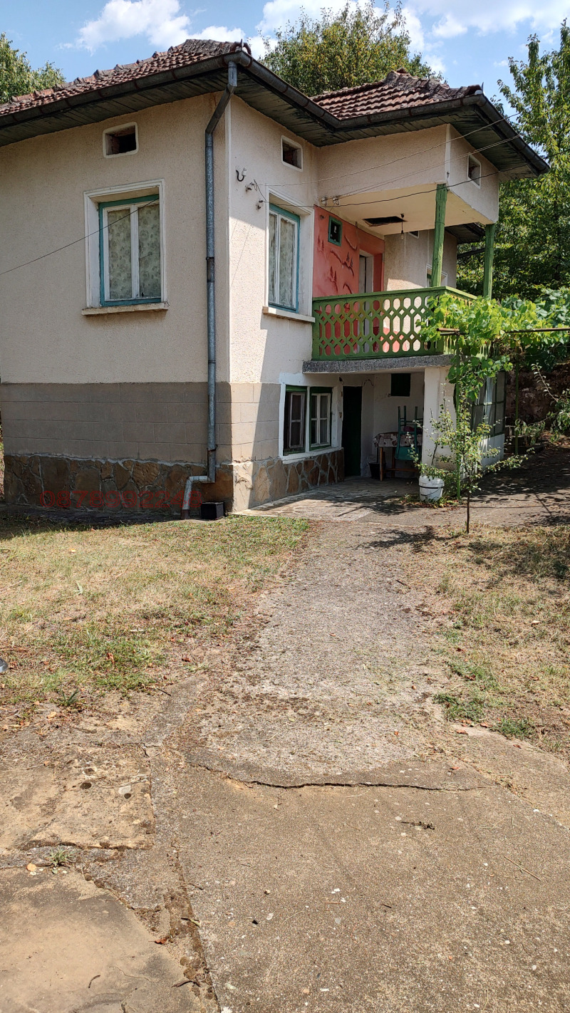 Продава КЪЩА, с. Курново, област Враца