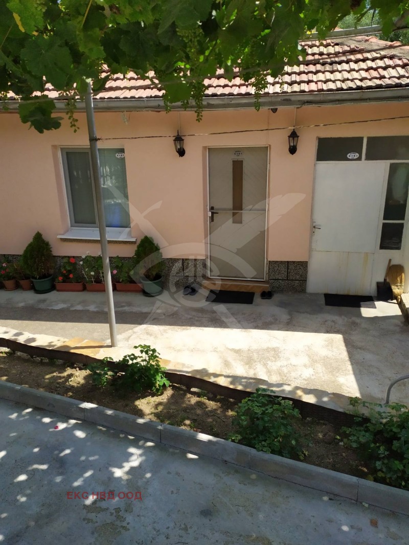 De vânzare  Casa regiunea Plovdiv , Calofer , 90 mp | 85497375