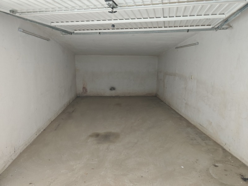 Продава ГАРАЖ, ПАРКОМЯСТО, град София, Манастирски ливади • 49900 € / 97595.92 лв. • 54288320 1