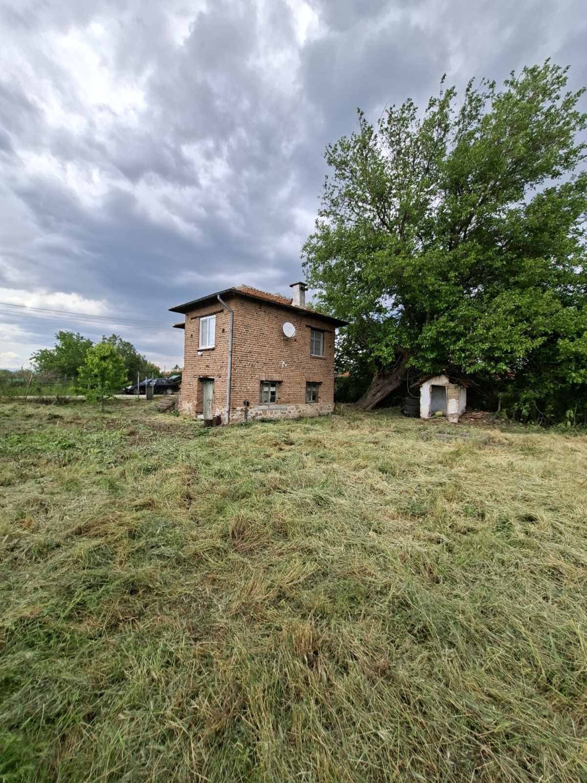 Продава КЪЩА, с. Крали Марко, област Пазарджик, снимка 2 - Къщи - 53324109