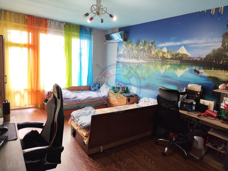 Продава 3-СТАЕН в град Варна, Цветен квартал - 72 кв.м / 156 300 € » 305 696.23 лв., ЕКИП САРТ