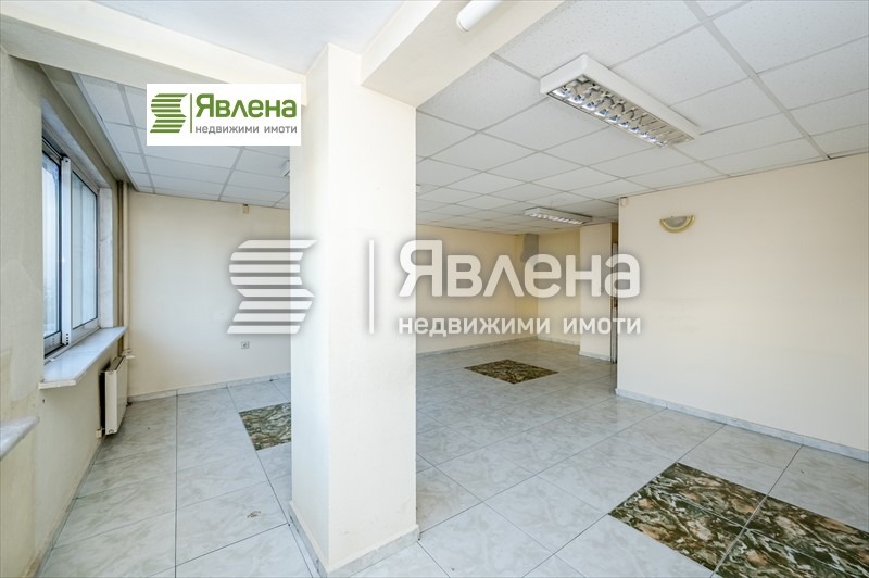 Продава 3-СТАЕН, гр. София, Изток, снимка 3 - Aпартаменти - 49263259