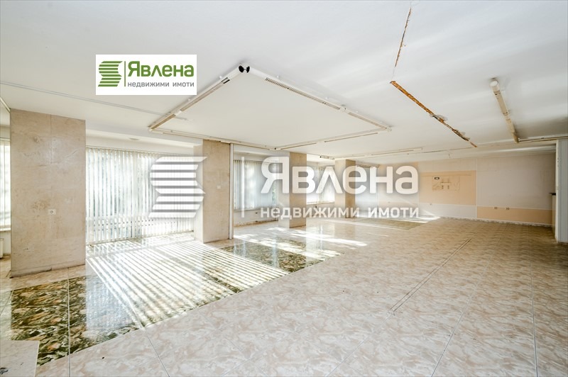 Продава 3-СТАЕН, гр. София, Изток, снимка 1 - Aпартаменти - 49263259