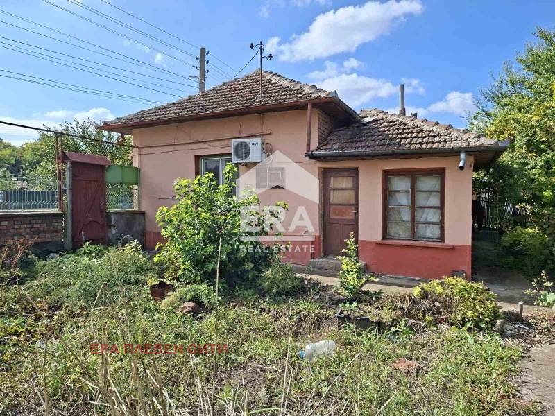 Продава КЪЩА, гр. Долна Митрополия, област Плевен, снимка 1 - Къщи - 53590229