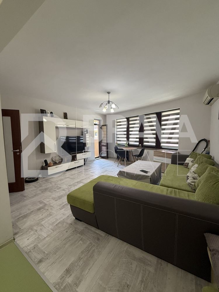 Продава  2-стаен град Пловдив , Остромила , 79 кв.м | 89532913 - изображение [2]