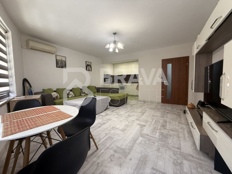 Продава  2-стаен град Пловдив , Остромила , 79 кв.м | 89532913