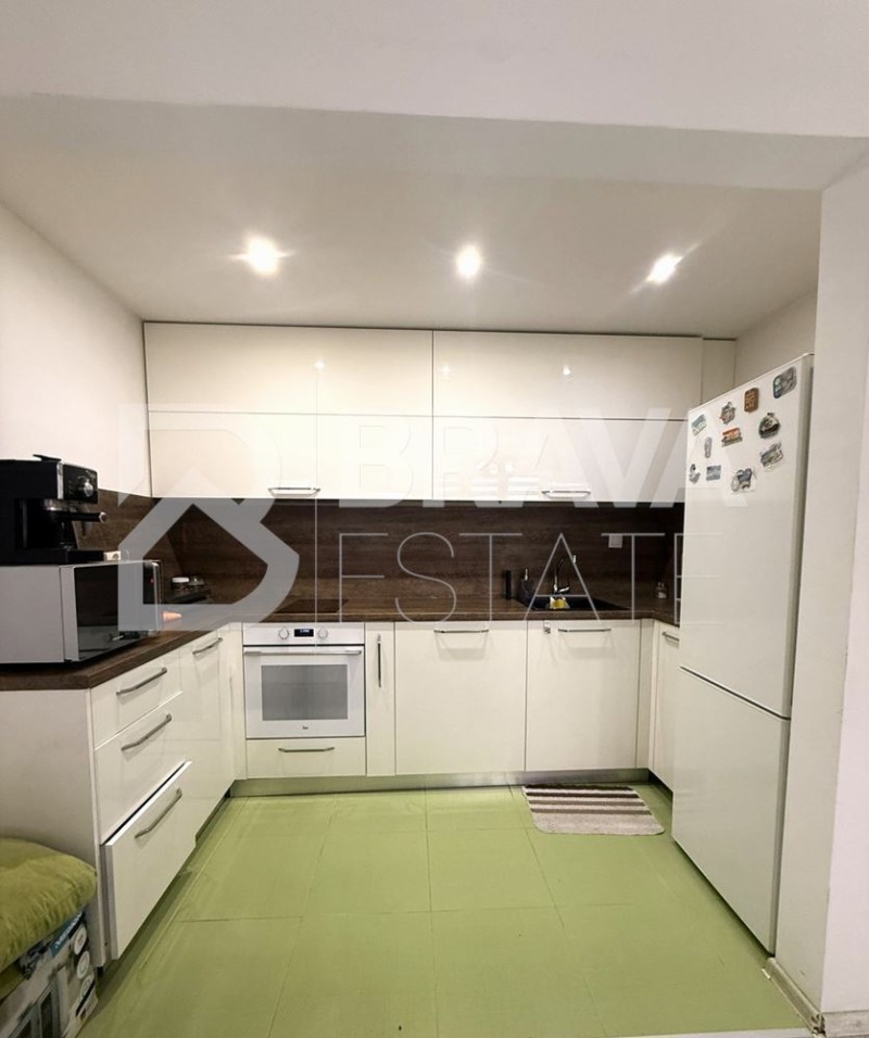 Продава  2-стаен град Пловдив , Остромила , 79 кв.м | 89532913 - изображение [3]