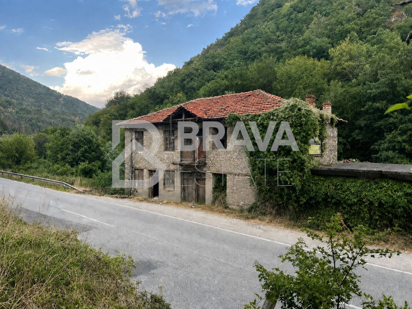Продава КЪЩА, с. Нареченски бани, област Пловдив