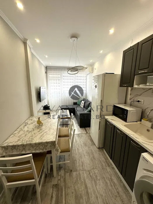 Продава  1-стаен град Пловдив , Център , 33 кв.м | 92380743 - изображение [2]