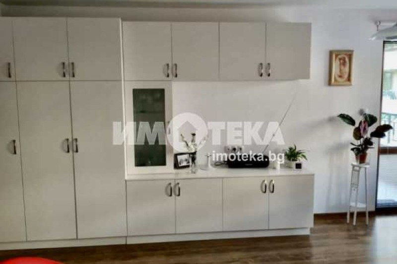 Продава  2-стаен град Пловдив , Остромила , 68 кв.м | 62152308 - изображение [6]